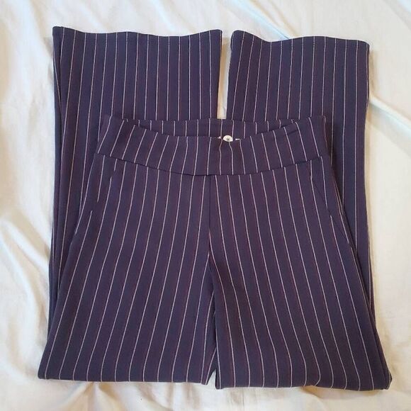 Betabrand Classic Navy Pinstripe Flare Yoga Dress Pant - Size Medium - Picture 8 of 8